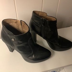 Nero Giardini Platform Leather Ankle Boots